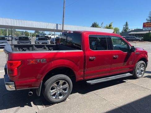 Used 2018 Ford F150 XLT w/ Equipment Group 302A Luxury AWD/4WD image 3
