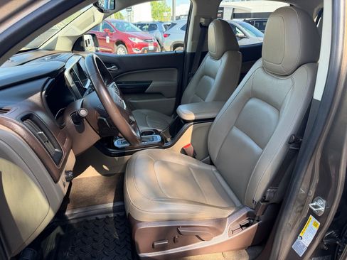 Used 2016 GMC Canyon SLT RWD image 11