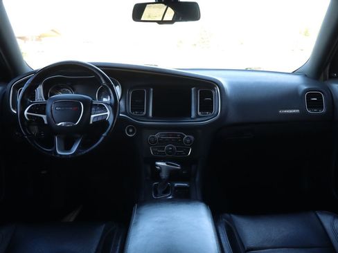 Used 2018 Dodge Charger GT image 16