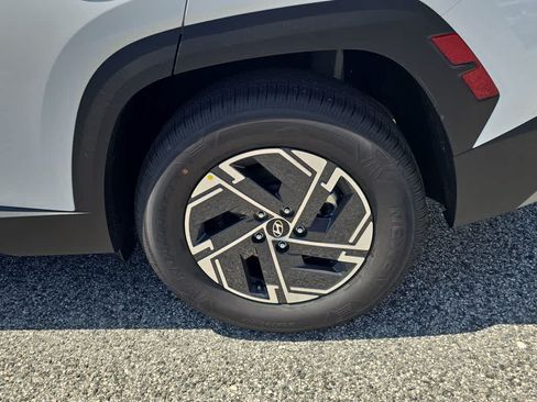 New 2026 Hyundai Tucson Blue SE FWD image 14