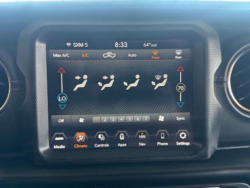 Used 2023 Jeep Gladiator Overland image 39