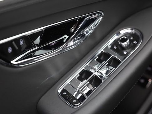 Used 2025 Bentley Continental GTC image 39
