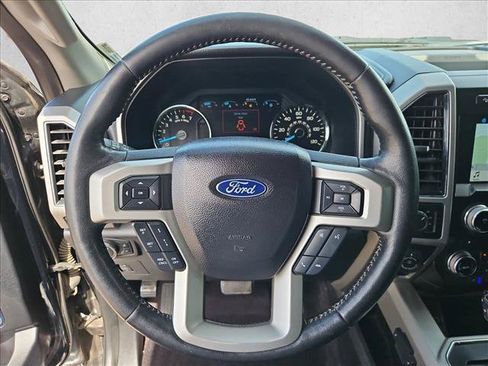 Used 2017 Ford F150 Lariat w/ Equipment Group 502A Luxury AWD/4WD image 9