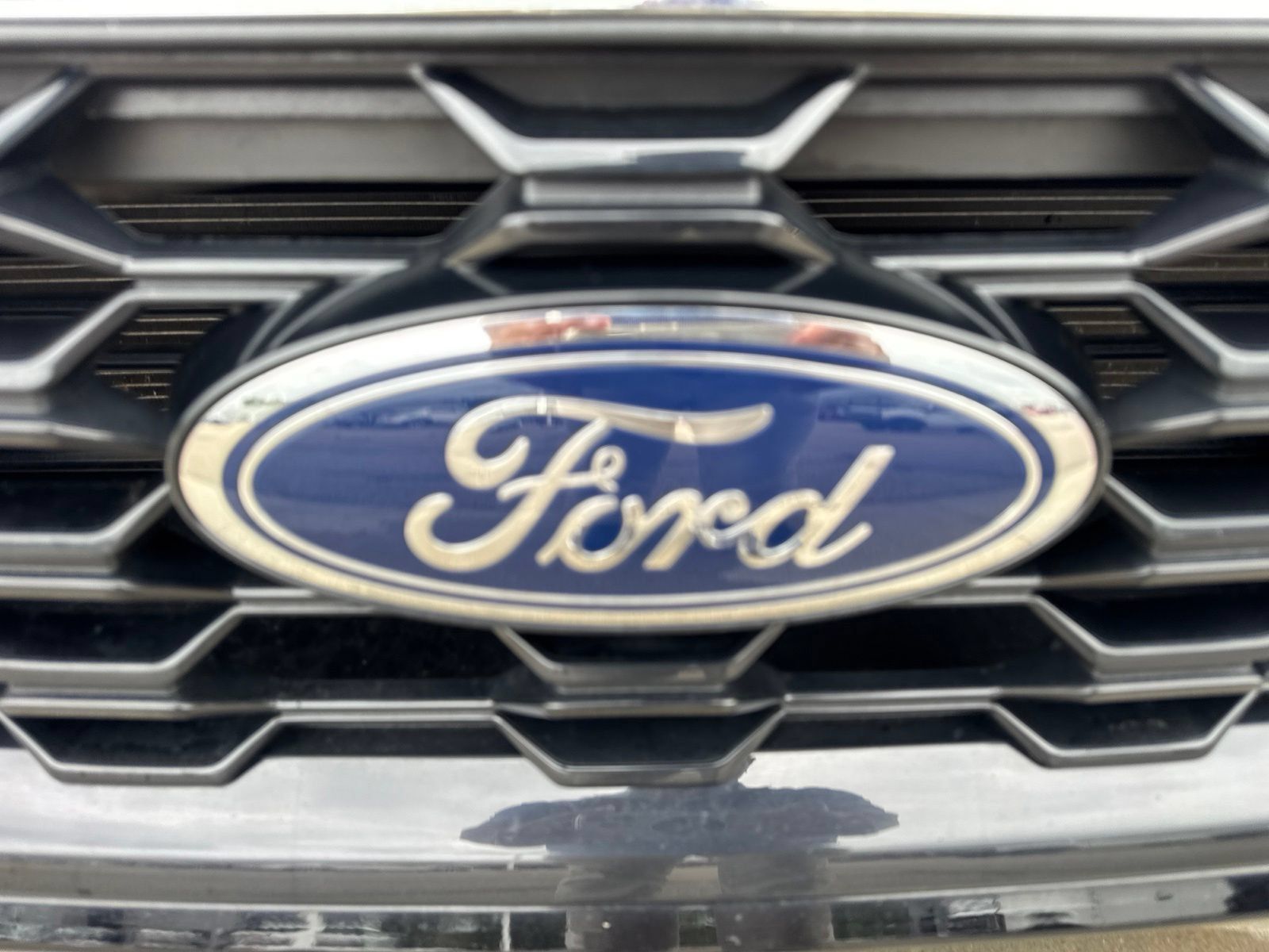 Certified 2024 Ford Escape ST-Line w/ Tech Pack #1 AWD/4WD image 13