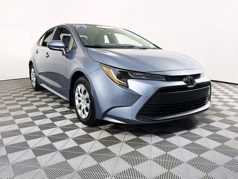 Certified 2025 Toyota Corolla LE image 1