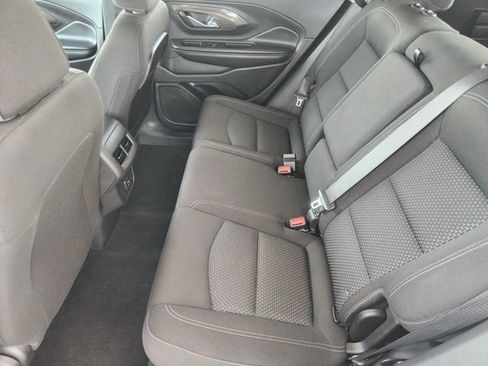 Used 2024 GMC Terrain SLE FWD image 30