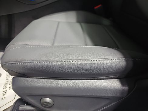 New 2026 Mercedes-Benz GLS 450 4MATIC image 31