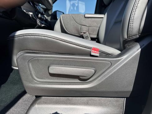 Used 2025 RAM 1500 Tradesman image 16