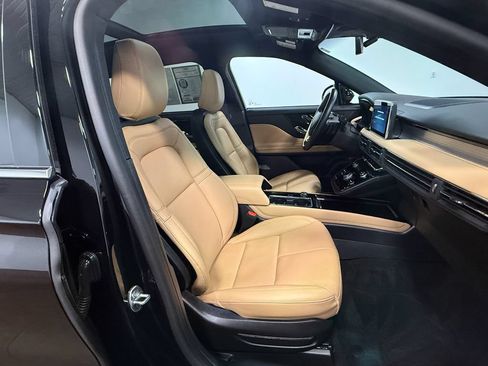 Used 2022 Lincoln Corsair Reserve w/ Equipment Group 201A AWD/4WD image 13