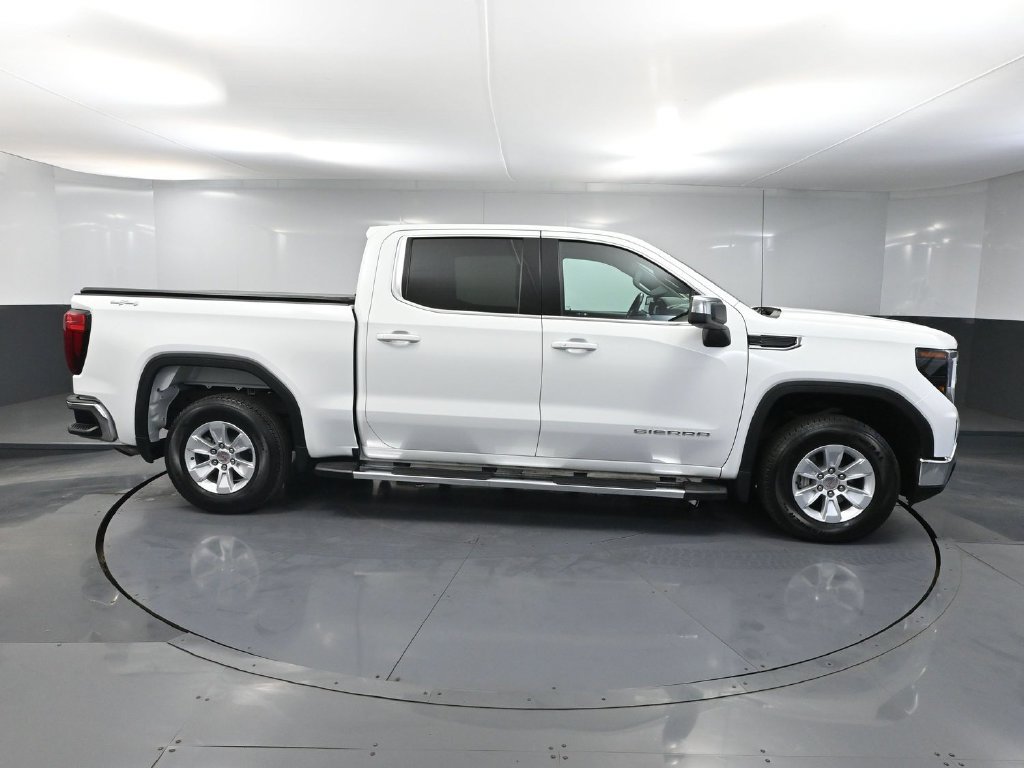 Used 2022 GMC Sierra 1500 SLE AWD/4WD image 3