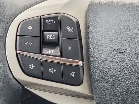 Certified 2026 Ford Explorer Active w/ Active Comfort Package image 34