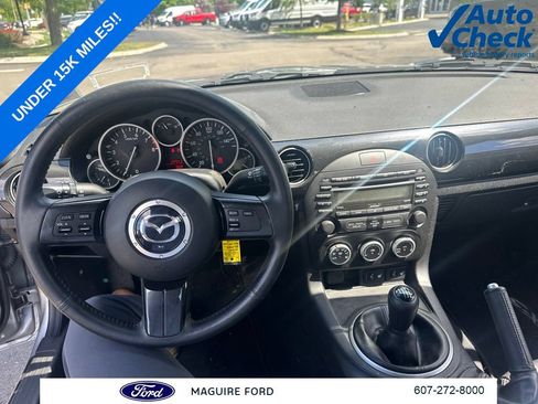 Used 2014 MAZDA MX-5 Miata Grand Touring w/ Premium Package RWD image 15