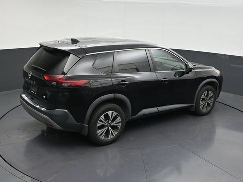 Used 2022 Nissan Rogue SV w/ SV Premium Package FWD image 19