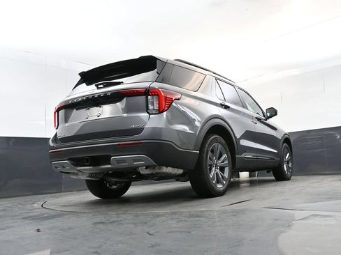 New 2026 Ford Explorer Active w/ Active Comfort Package AWD/4WD image 16
