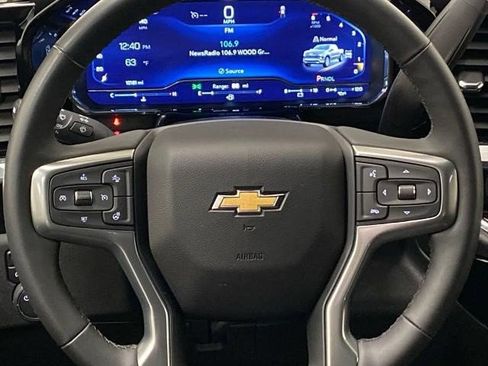 Used 2024 Chevrolet Silverado 1500 LT AWD/4WD image 22