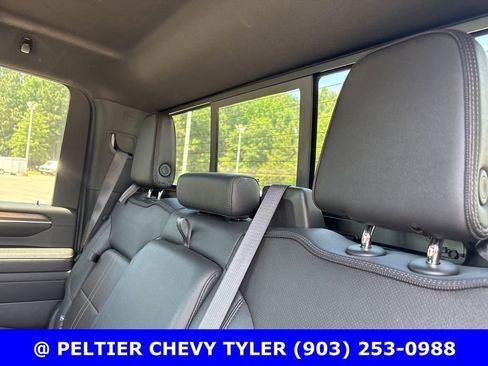 Used 2024 Chevrolet Silverado 3500 High Country w/ High Country Premium Package AWD/4WD image 25