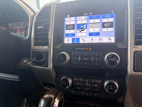 Used 2019 Ford F150 Lariat w/ Equipment Group 502A Luxury RWD image 31