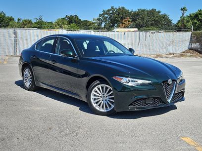 Used 2021 Alfa Romeo Giulia Sprint w/ Cold Weather Package