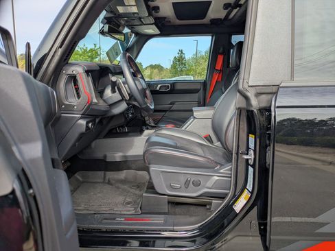 Certified 2025 Ford Bronco Raptor AWD/4WD image 12