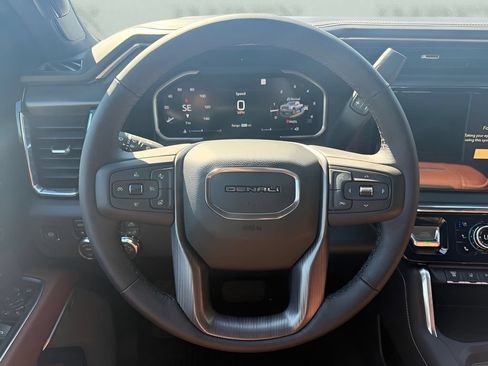 New 2026 GMC Sierra 2500 Denali Ultimate AWD/4WD image 15