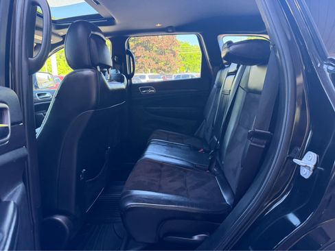 Used 2018 Jeep Grand Cherokee Altitude AWD/4WD image 16