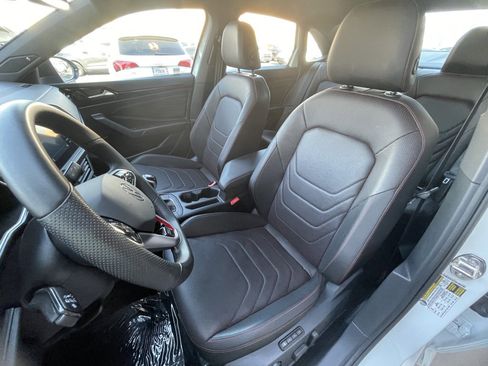 Used 2024 Volkswagen Jetta GLI Autobahn w/ GLI Black Package image 15