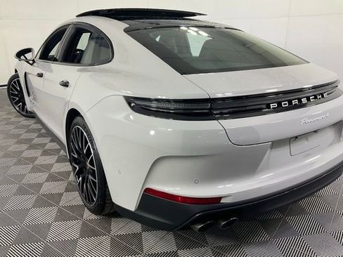 Used 2024 Porsche Panamera 4 image 35