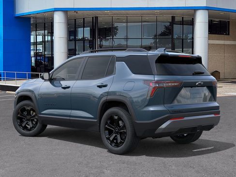 New 2026 Chevrolet Equinox LT image 3