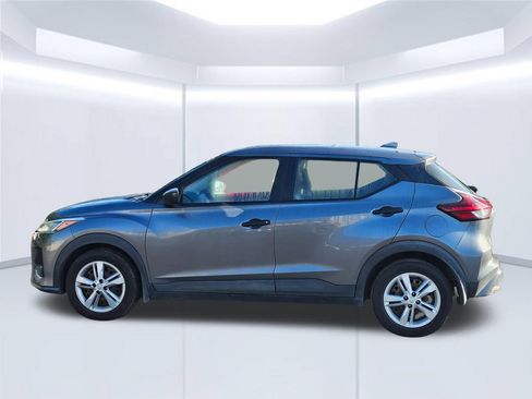 Used 2022 Nissan Kicks S FWD image 5