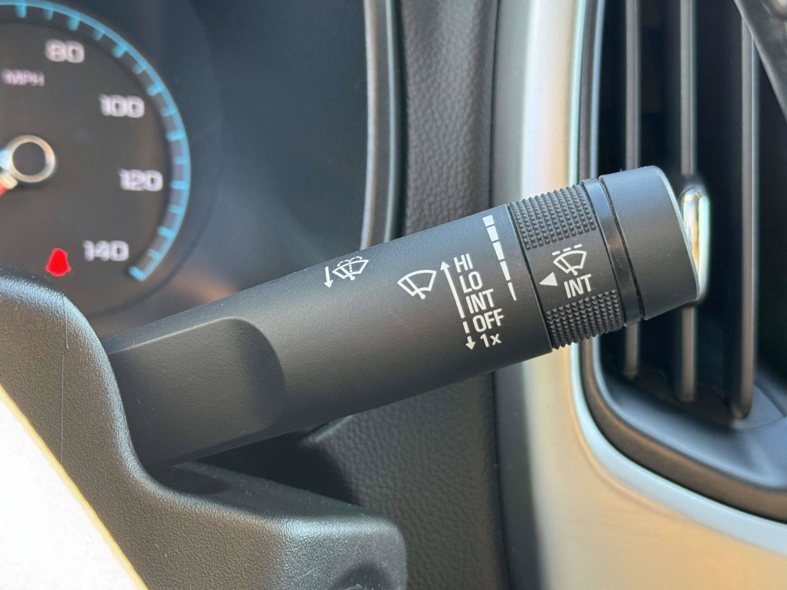 Used 2018 Chevrolet Colorado LT AWD/4WD image 25