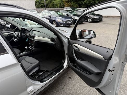 Used 2013 BMW X1 xDrive28i image 23