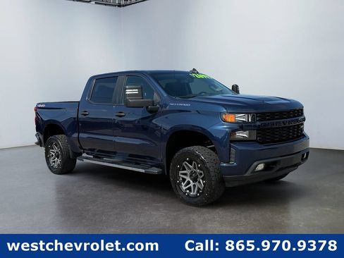 Used 2020 Chevrolet Silverado 1500 Custom w/ Custom Value Package AWD/4WD image 1