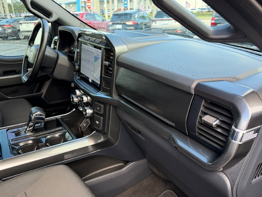 Used 2023 Ford F150 4x4 SuperCrew Hybrid image 16
