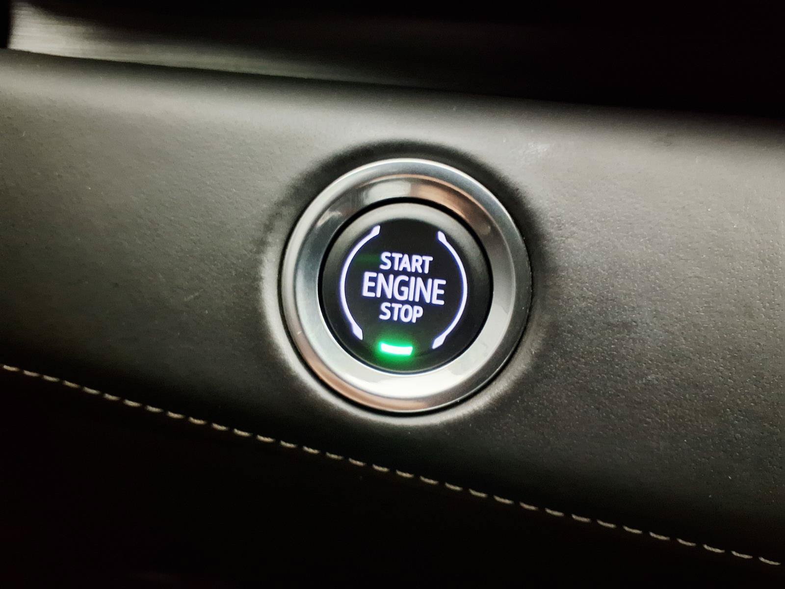 Certified 2023 Cadillac Escalade ESV Sport Platinum w/ LPO, ONYX Package AWD/4WD image 23