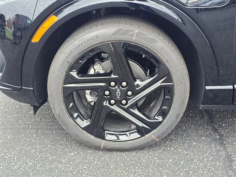 New 2026 Chevrolet Equinox EV RS image 9