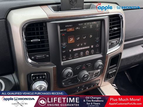 Used 2014 RAM 1500 Laramie RWD image 15