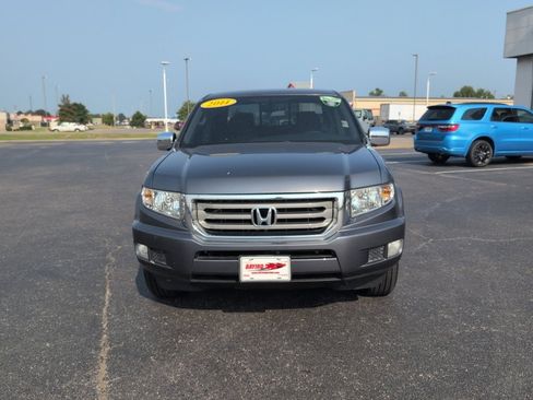 Used 2014 Honda Ridgeline RTS image 2