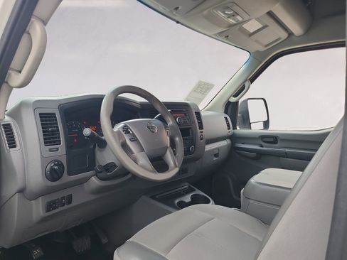 Used 2012 Nissan NV 2500 SV image 17