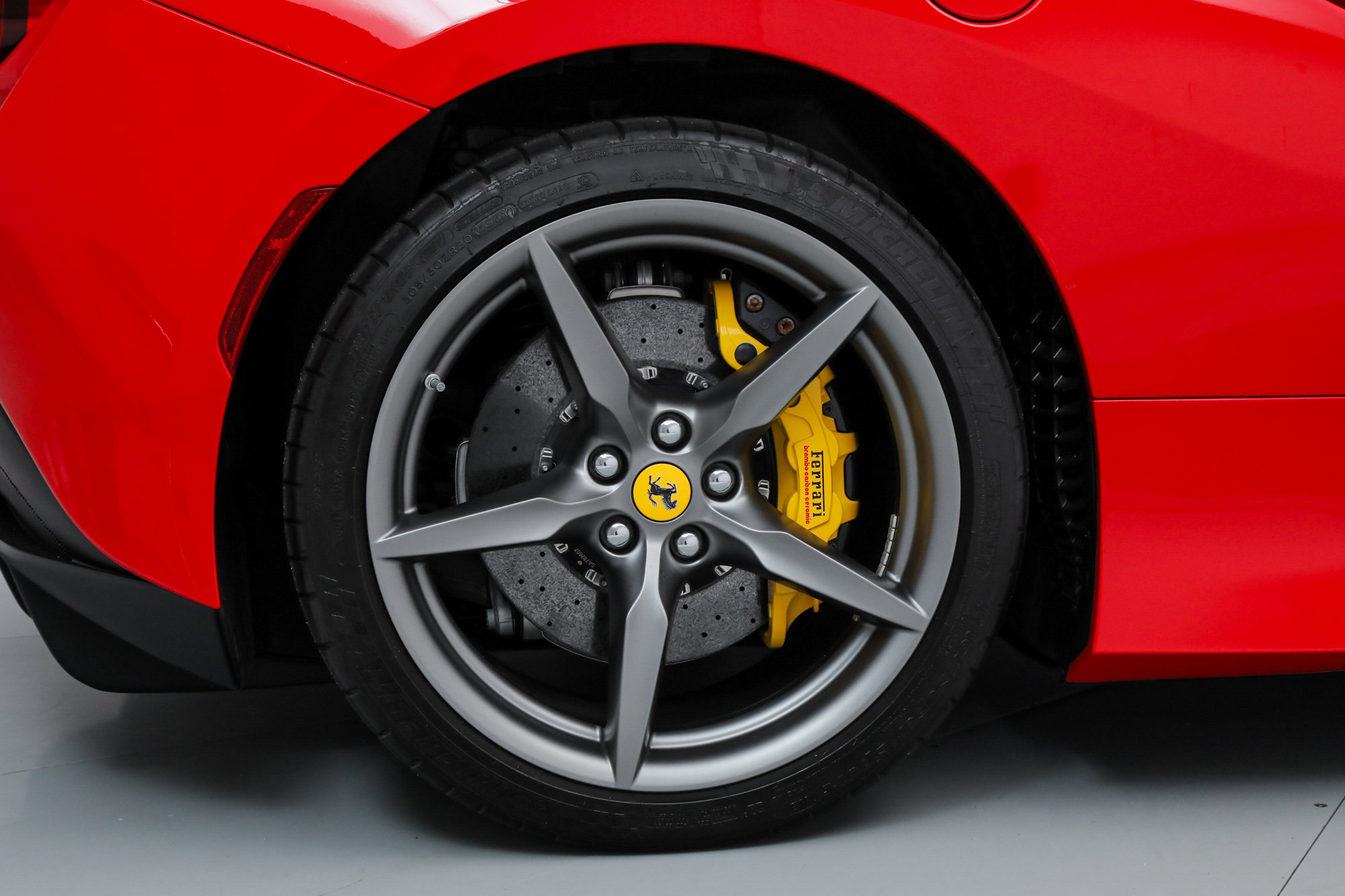 Certified 2023 Ferrari F8 Tributo RWD image 40