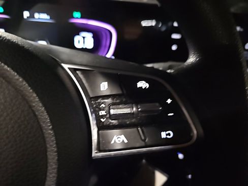 Certified 2024 Kia Seltos LX image 20