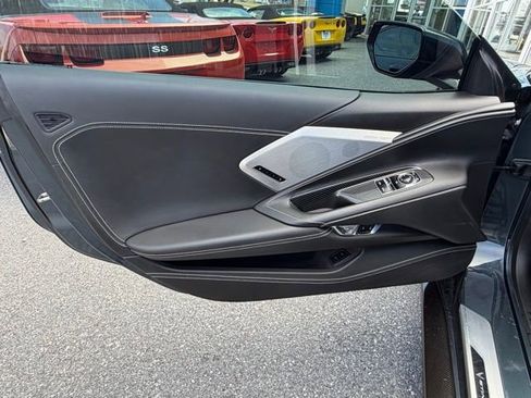 Certified 2020 Chevrolet Corvette Stingray Premium Cpe w/ 3LT Preferred Equipment Group image 38