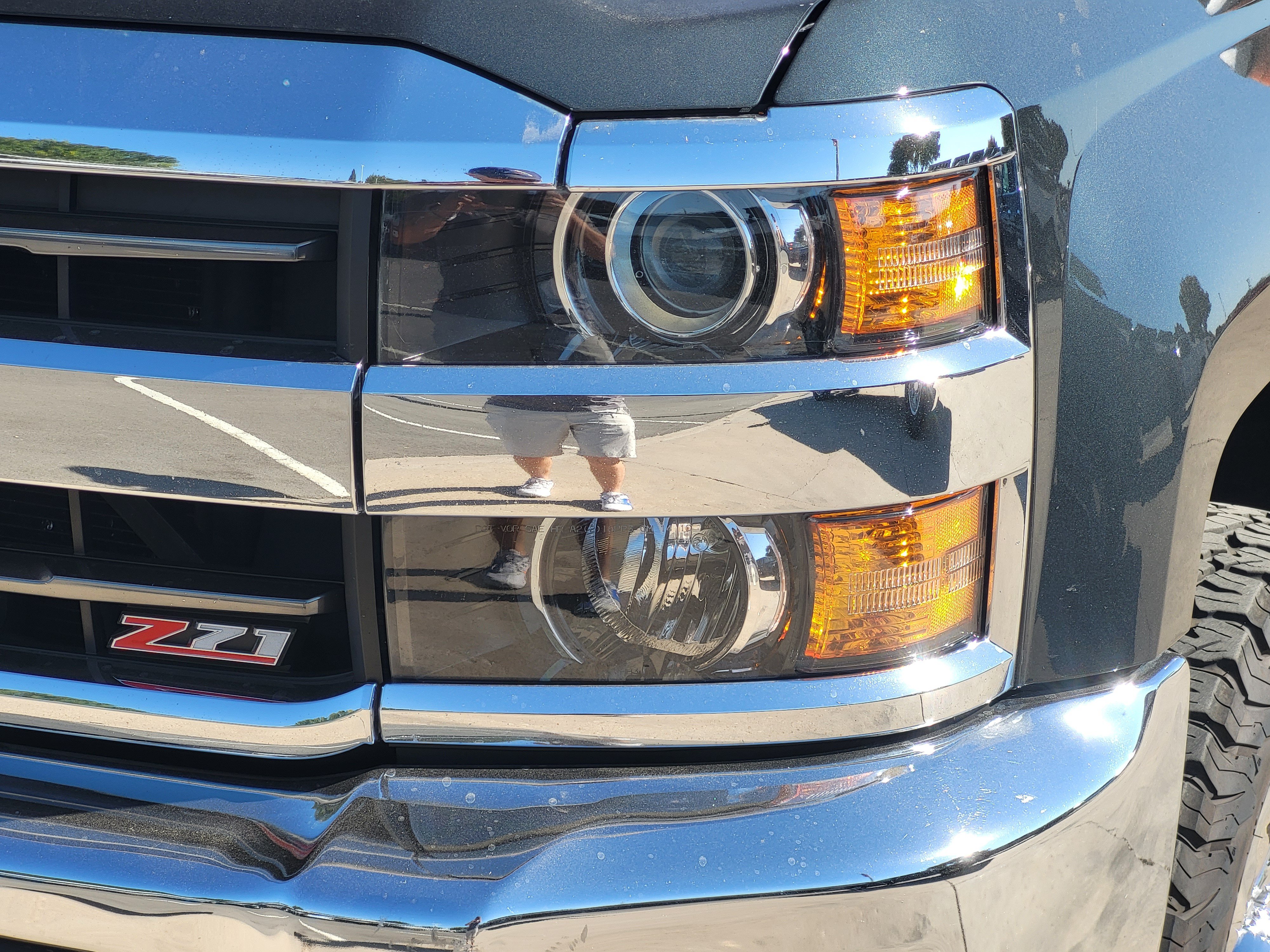 Used 2019 Chevrolet Silverado 2500 LTZ w/ Duramax Plus Package AWD/4WD image 9