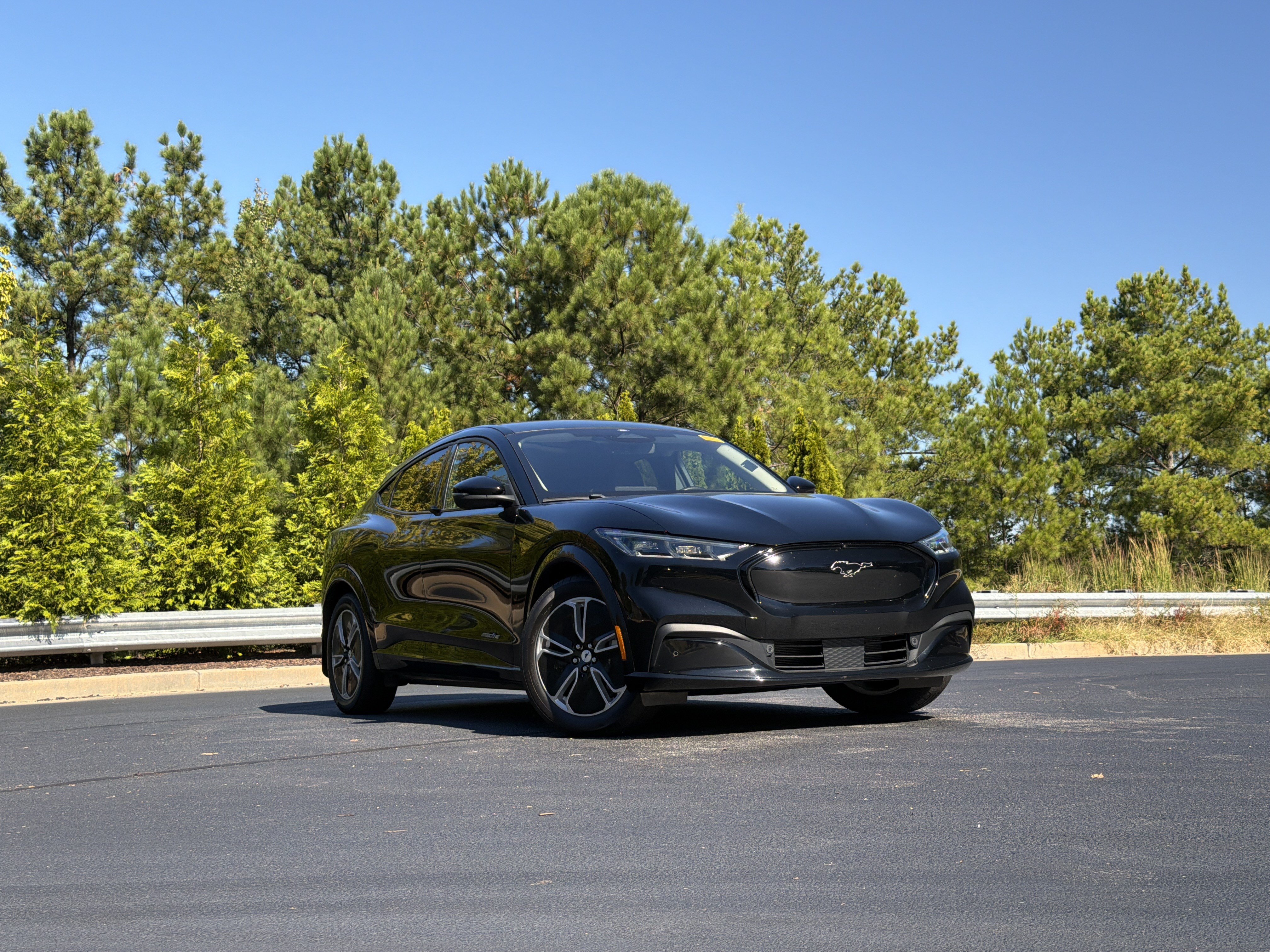 Used 2023 Ford Mustang Mach-E Premium RWD image 2
