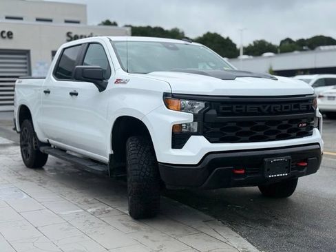 Used 2024 Chevrolet Silverado 1500 Custom Trail Boss AWD/4WD image 9