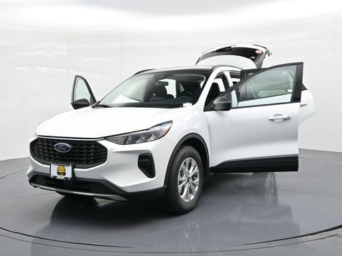 New 2026 Ford Escape Active w/ Cold Weather Package image 33