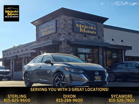 Used 2024 Nissan Sentra SV image 1