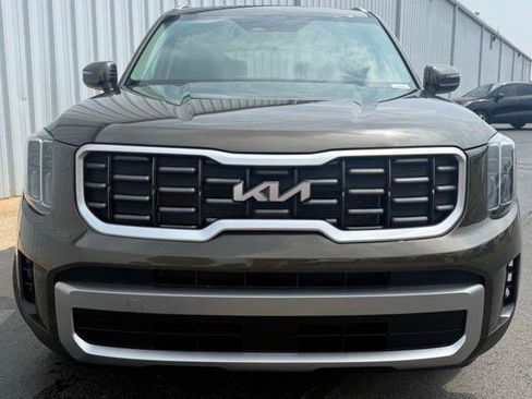 Used 2025 Kia Telluride S AWD/4WD image 16