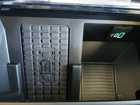 New 2025 Ford F250 Lariat w/ Lariat Ultimate Package image 26