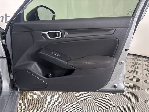 Used 2025 Honda Civic Sport image 24