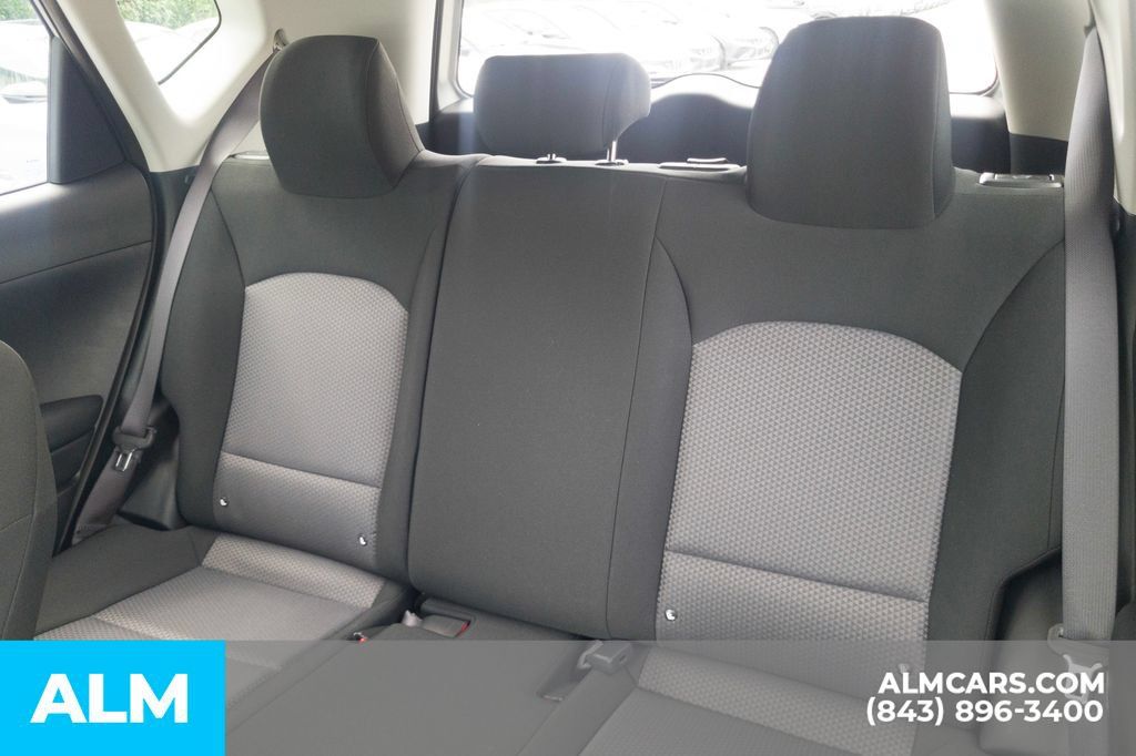 Used 2025 Kia Soul LX FWD image 16